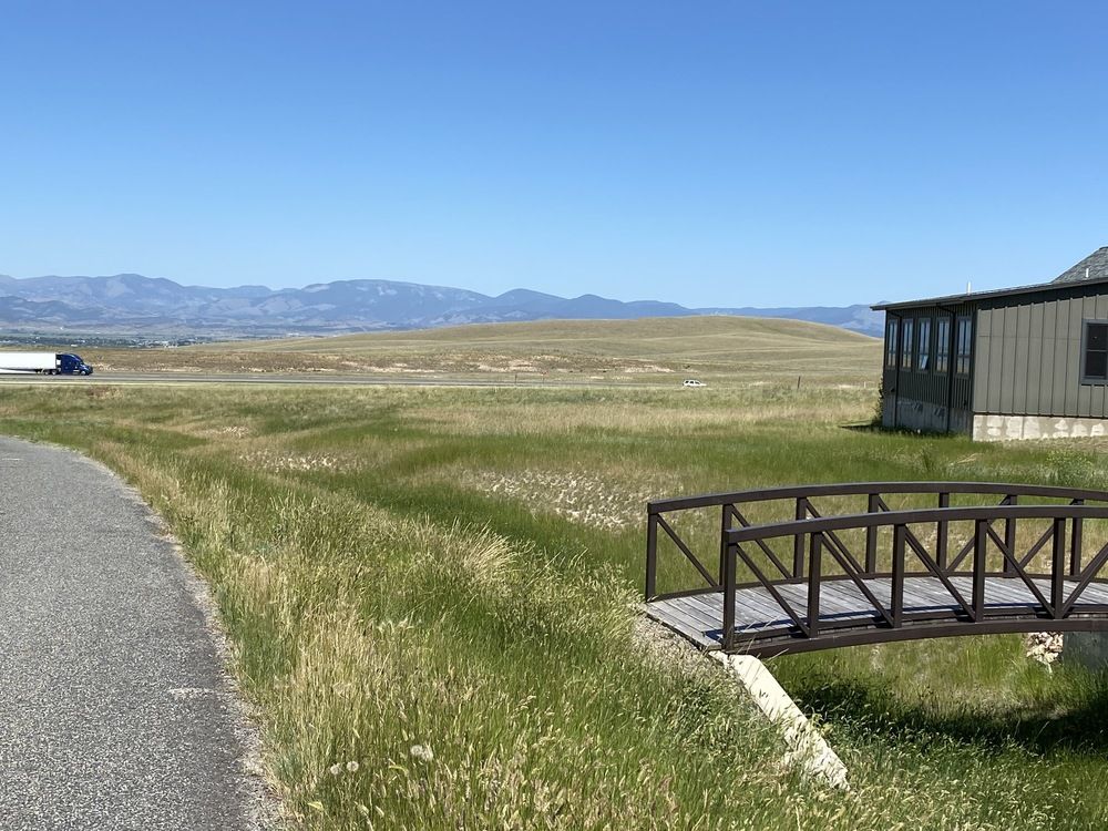 3125 Colonial Drive , Helena, MT 59601